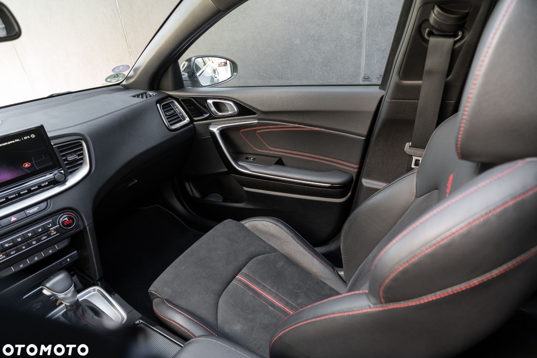 Kia Ceed 1.6 T-GDI DCT7 OPF GT - 28