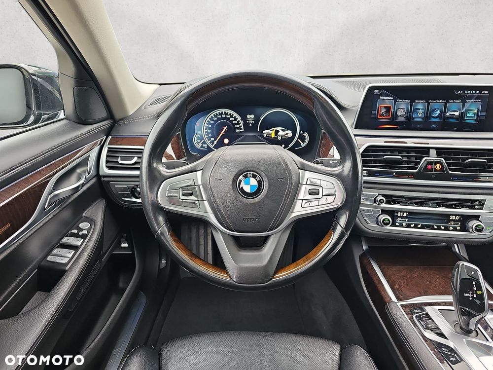BMW Seria 7 - 14