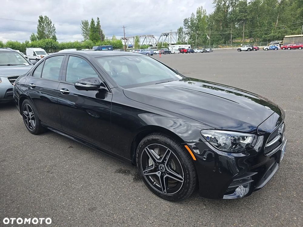 Mercedes-Benz Klasa E 450 4Matic 9G-TRONIC AMG Line NIGHT Edition - 3