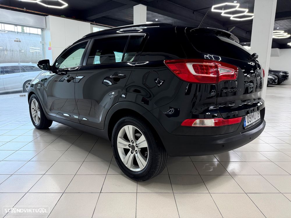 Kia Sportage 1.7 CRDI ISG Prime - 10