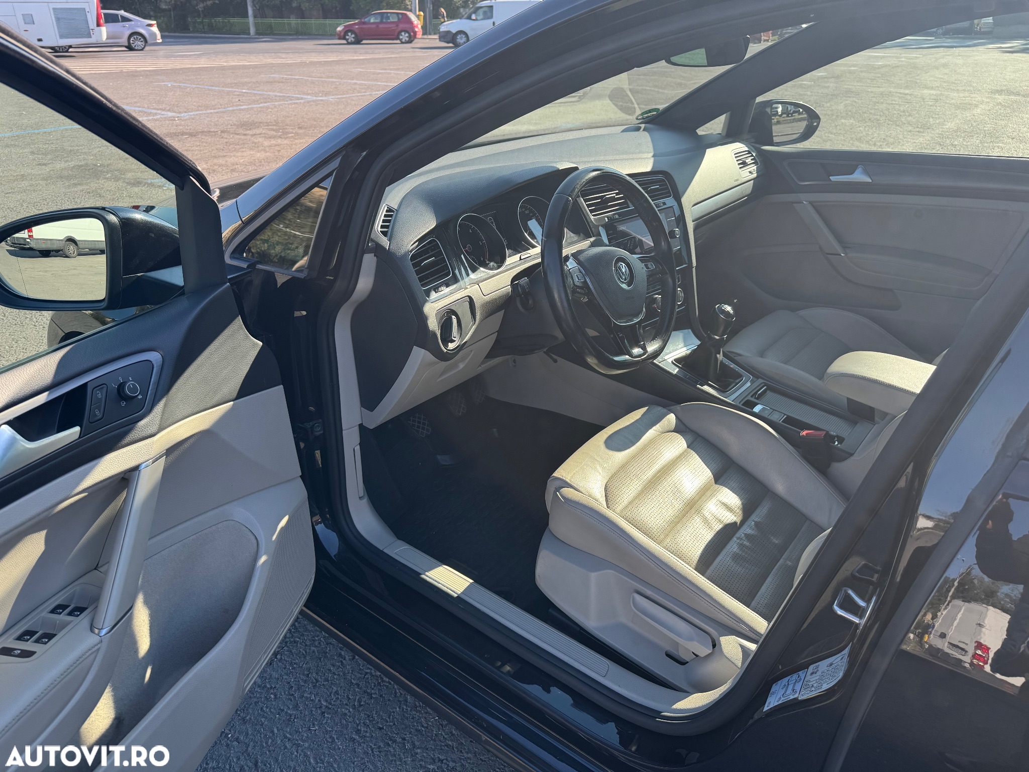 Volkswagen Golf 1.6 TDI (BlueMotion Technology) Comfortline - 9