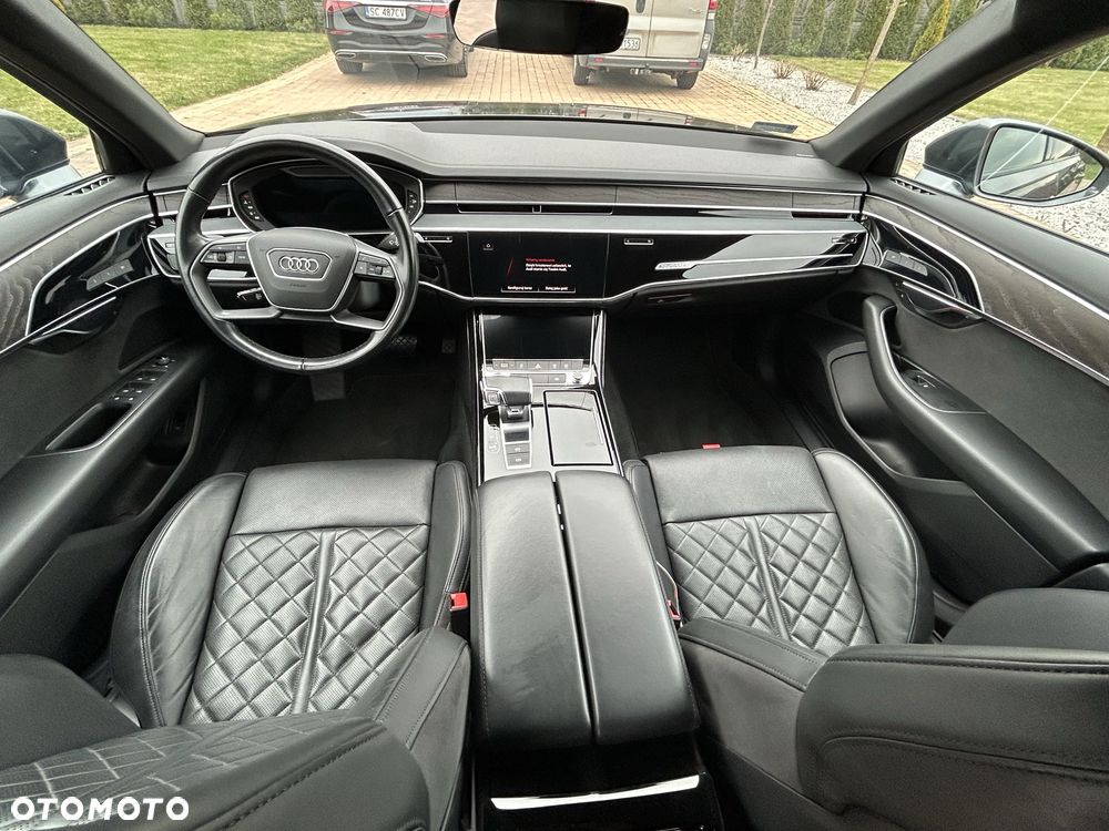 Audi A8 - 5