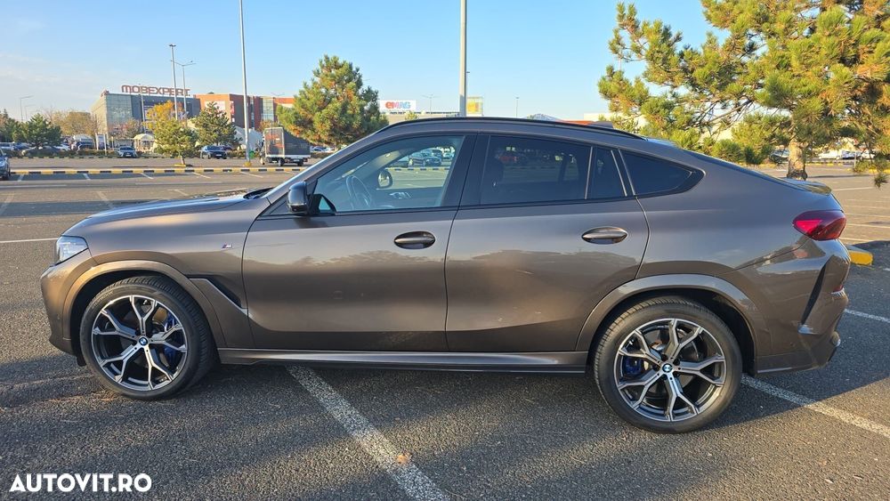 BMW X6 M M50i - 9