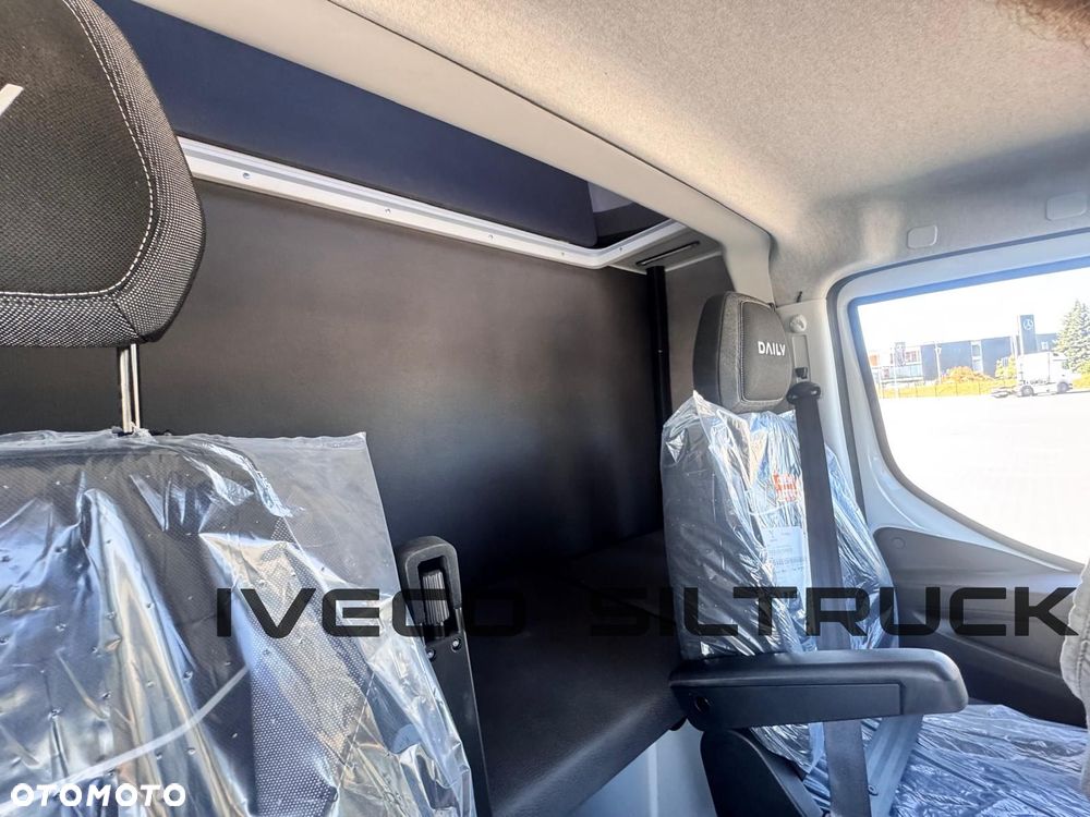 Iveco Daily 70C21HA8/P Plandeka z Windą - 9