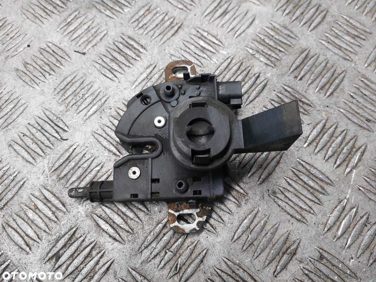ZESTAW STARTOWY + ZAMEK MASKI FORD FOCUS MK2 1.6 TDCI 6M51-12A650-NA - 19