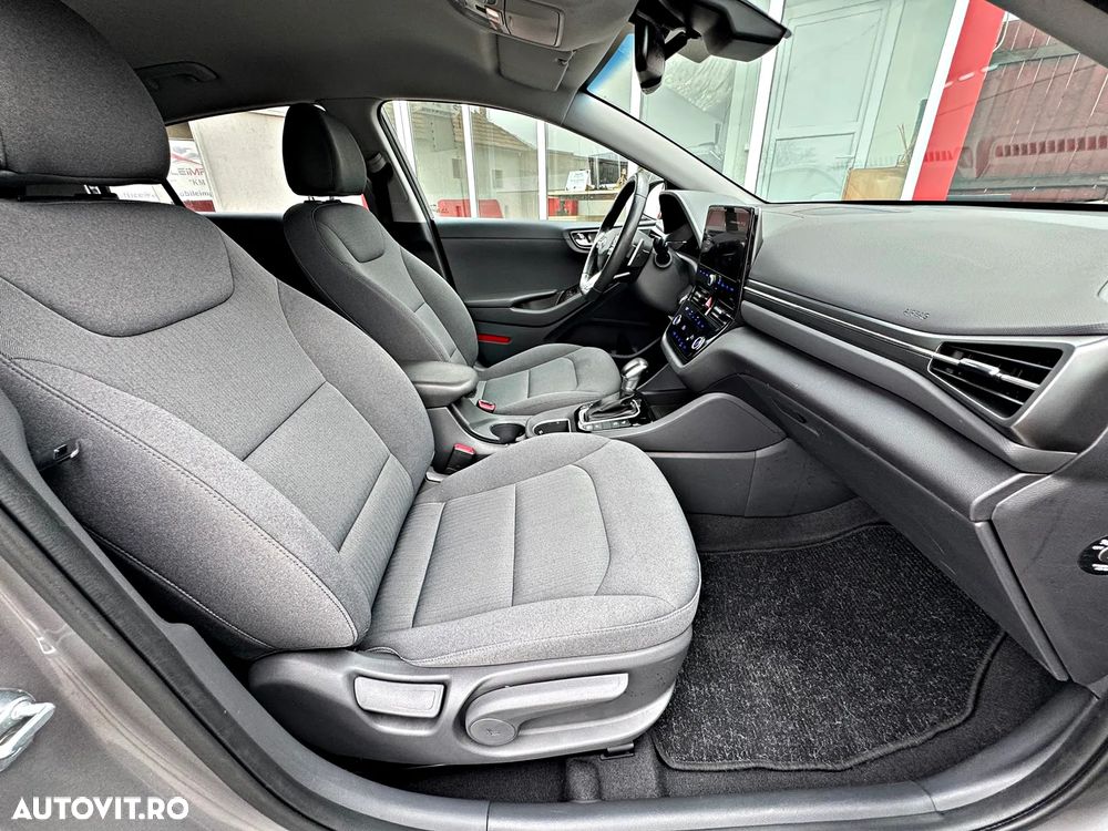 Hyundai IONIQ Plug-in-Hybrid 1.6 GDI Style - 8
