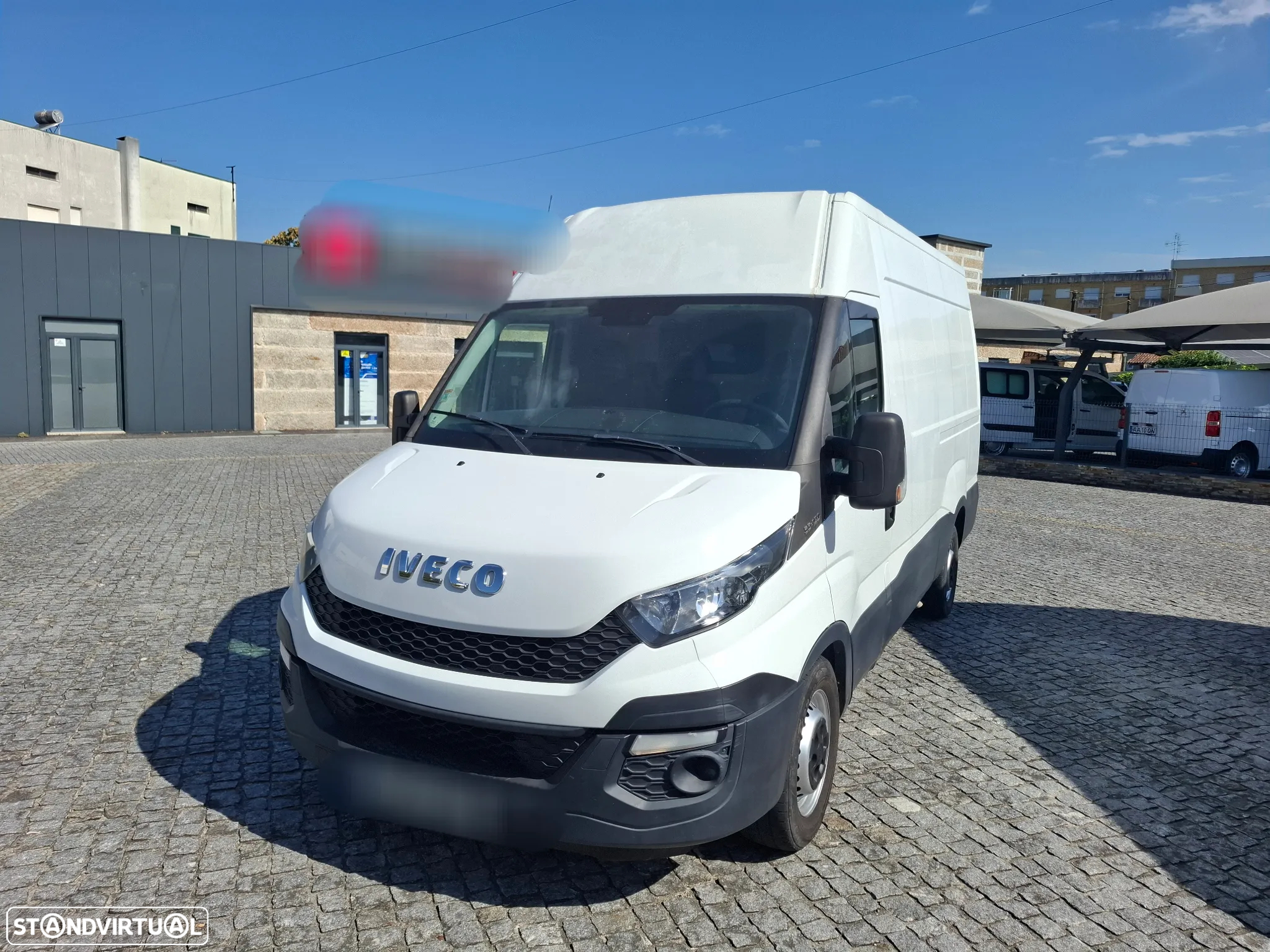 Iveco DAILY 2.3CDTI 35/20 9m3 ISOTÉRMICO C/MOTOR FRIO - 16