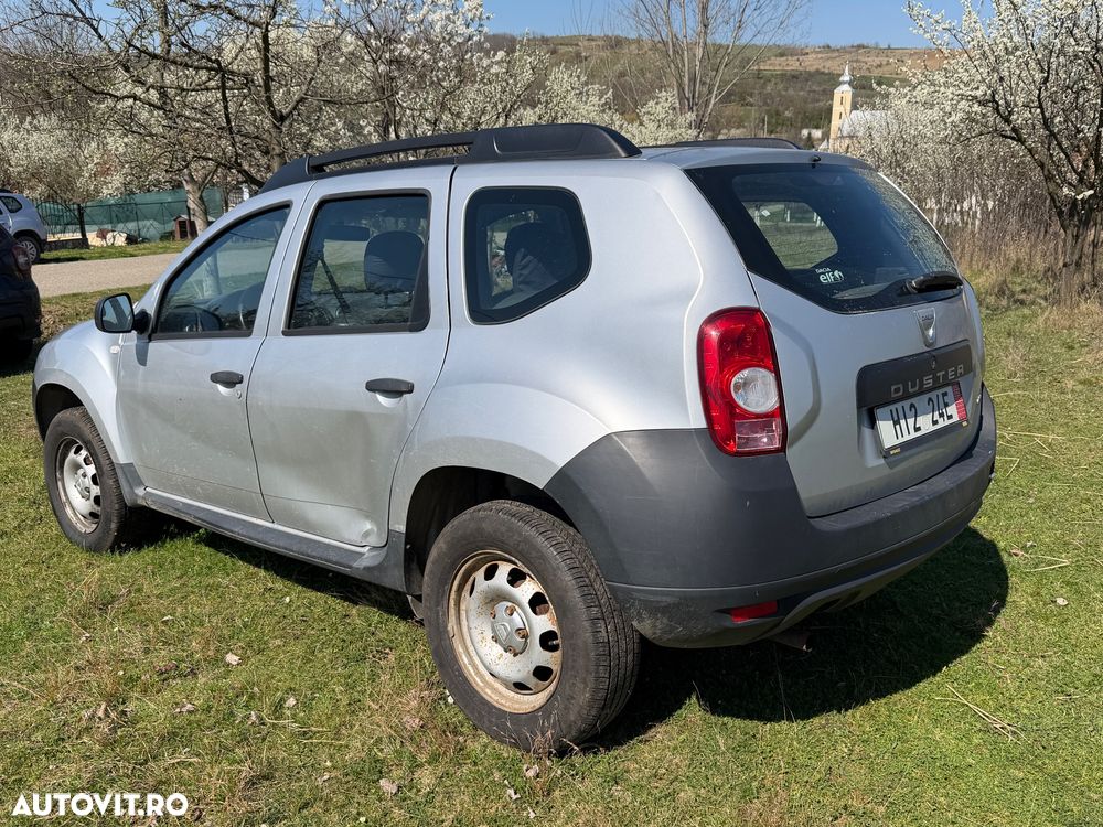 Dacia Duster 1.5 dCi 4x2 Prestige - 4