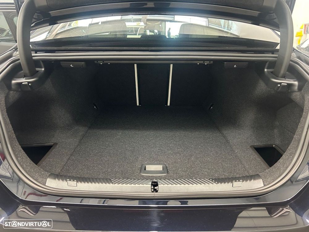 BMW i5 eDrive40 Pack Desportivo M - 17