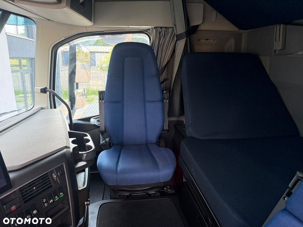 Volvo FH500/EURO6//METALIK/FULL LED/NAVI/KLIMA.POSTOJOWA/SPROWADZONY - 30