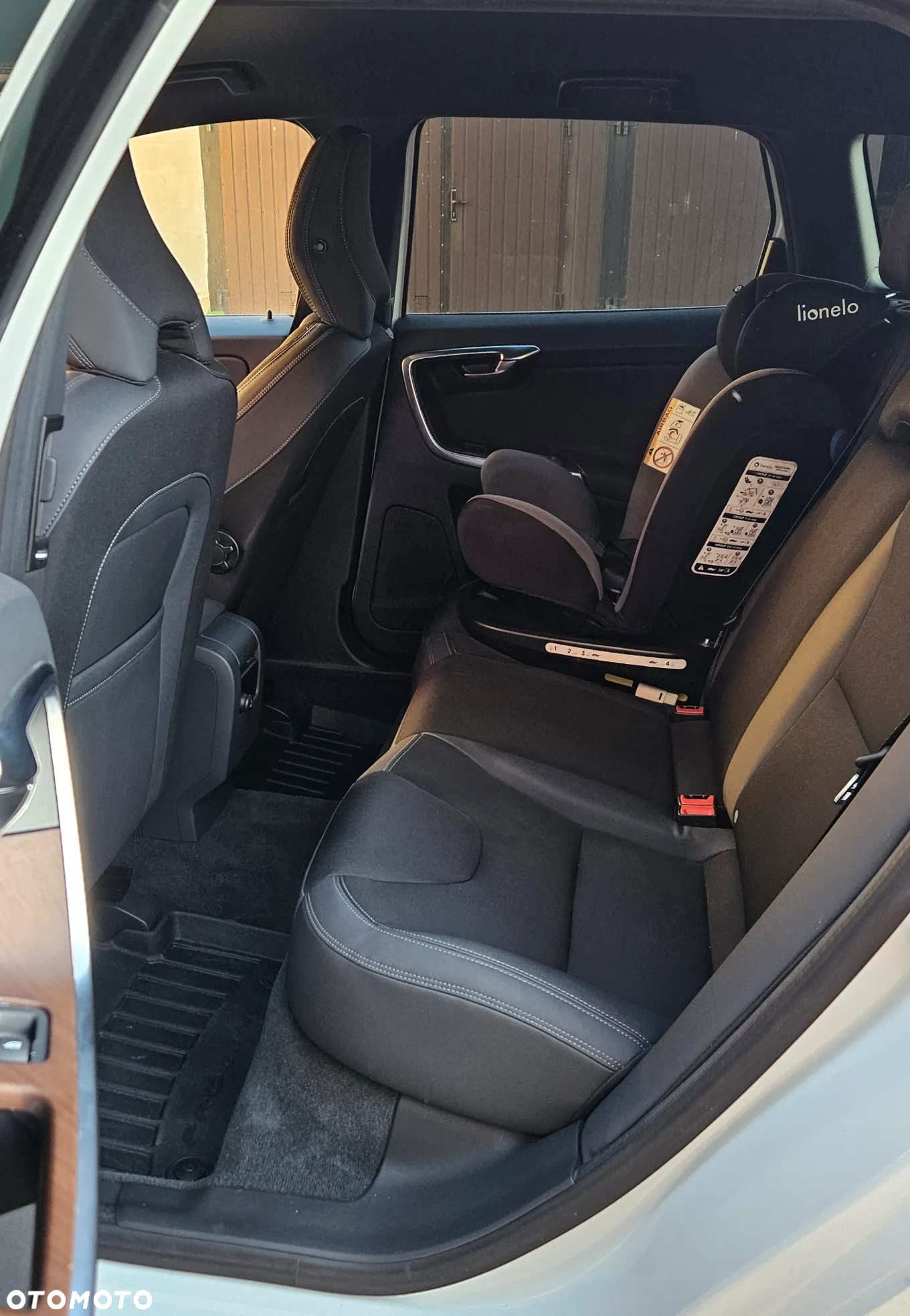 Volvo XC 60 D4 Geartronic Momentum - 8