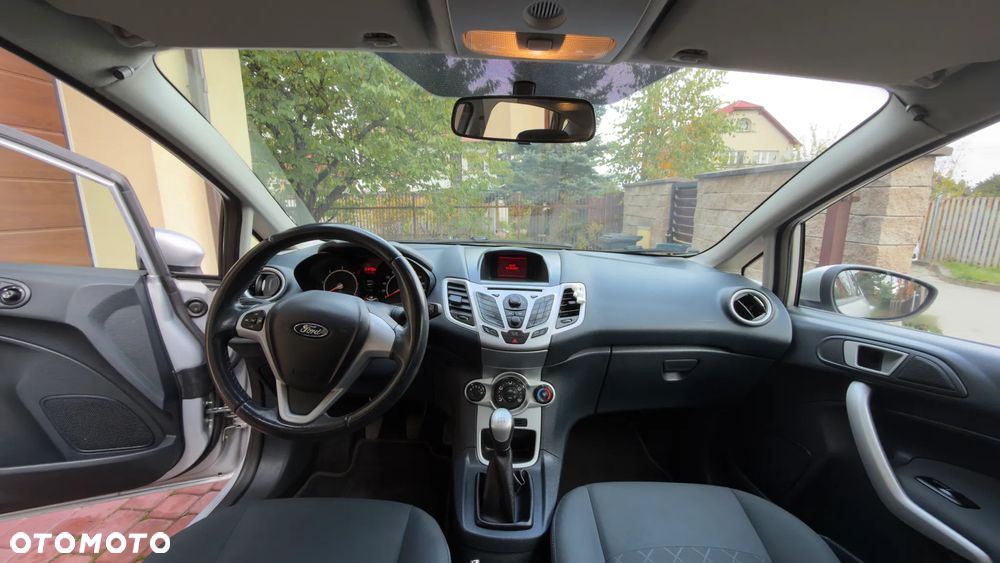 Ford Fiesta 1.6 TDCI Trend - 12