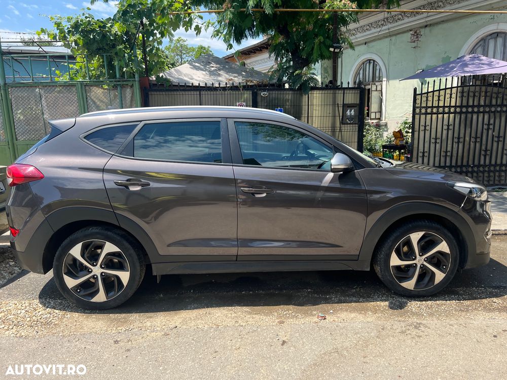 Hyundai Tucson 2.0 CRDI 4WD 6AT Style - 1