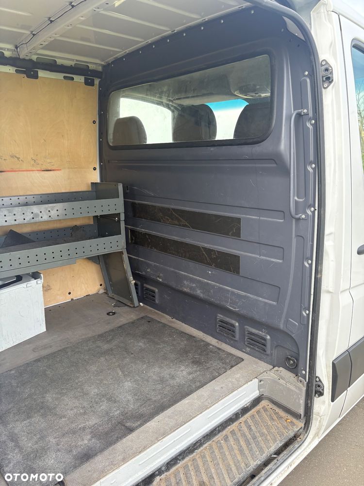 Mercedes-Benz Sprinter 319 - 19