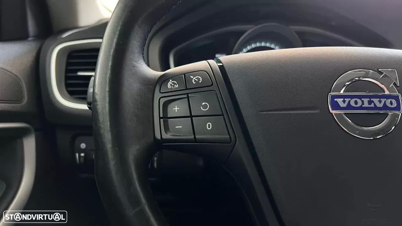 Volvo V40 1.6 D2 Momentum - 15