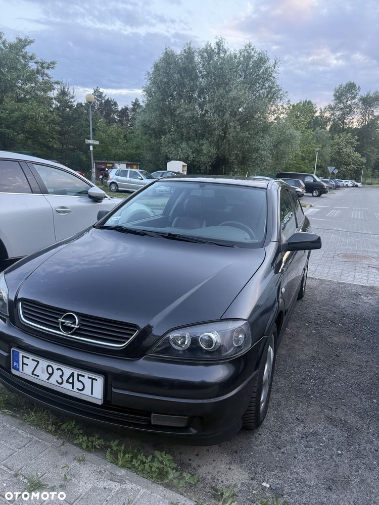 Opel Astra - 2