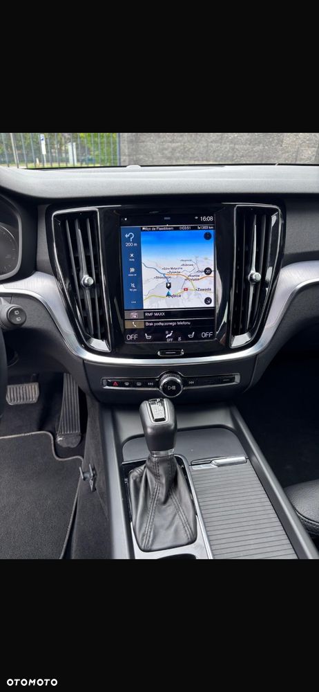 Volvo V60 D4 AWD Geartronic Momentum Pro - 12