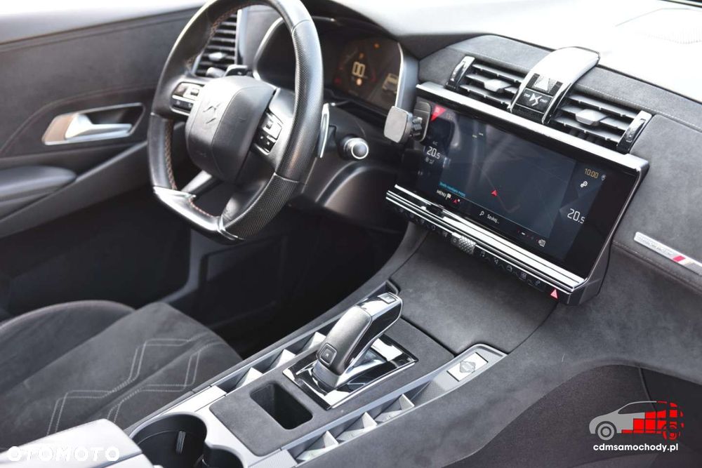 DS Automobiles DS 7 Crossback - 24