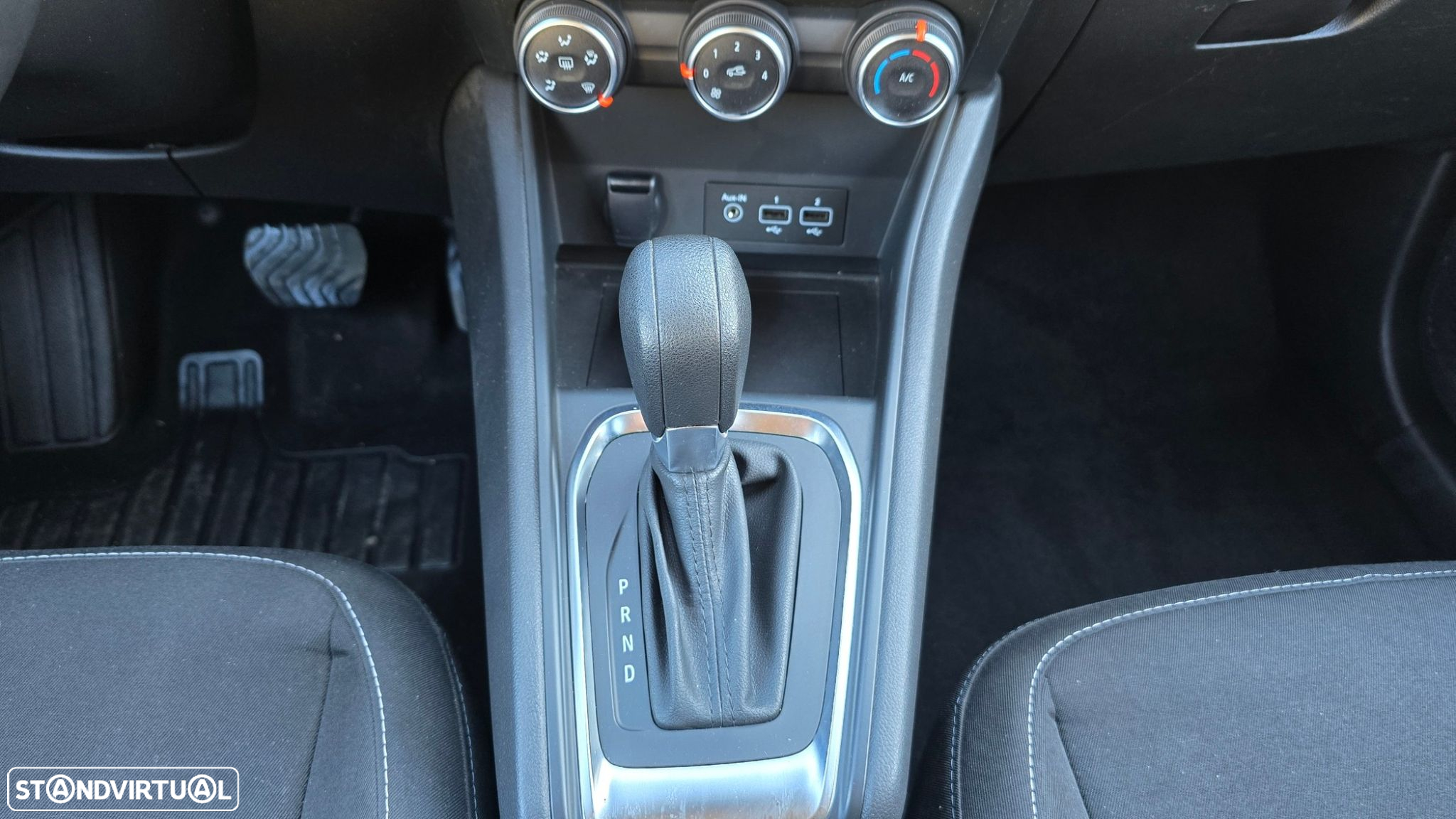 Renault Captur - 39