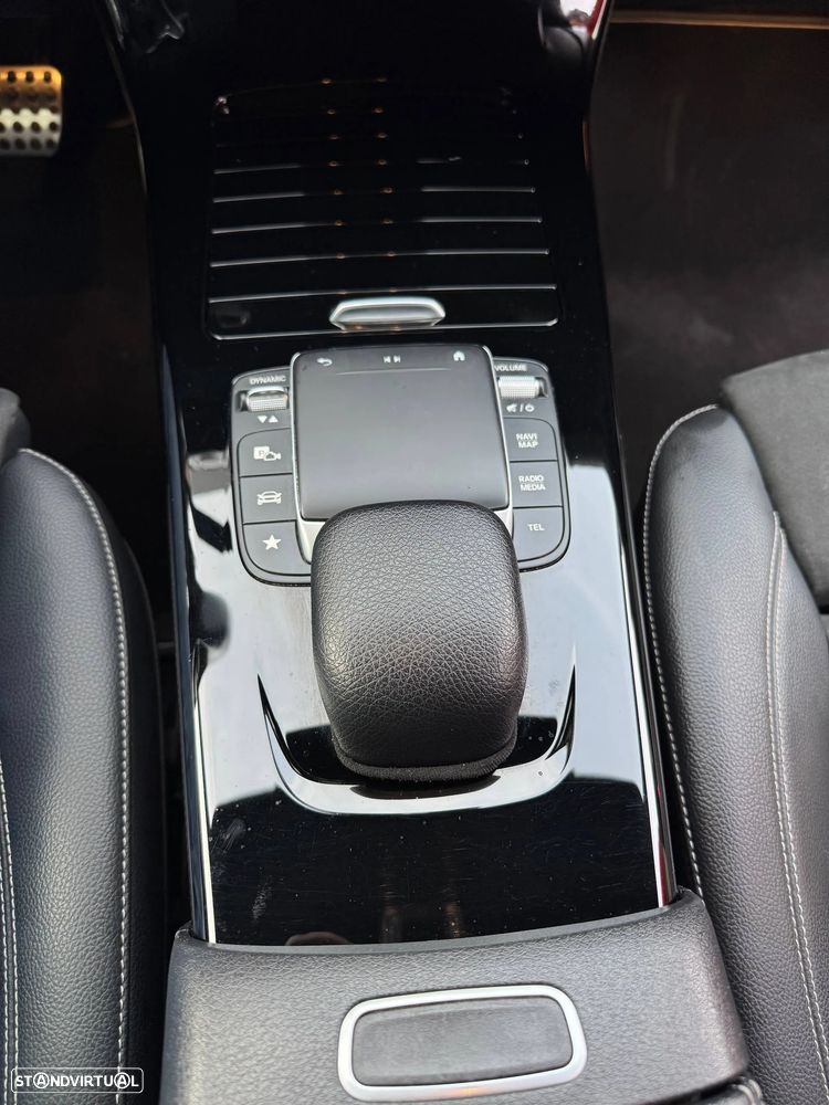 Mercedes-Benz CLA 250 - 4