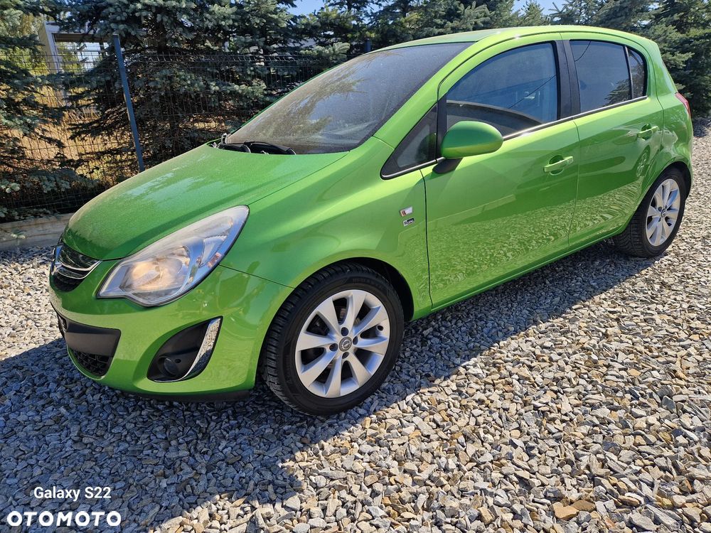 Opel Corsa 1.4 16V 150 Jahre - 2