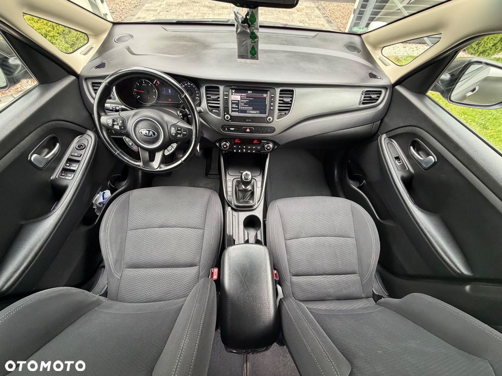 Kia Carens 1.7 CRDi XL 7os - 18
