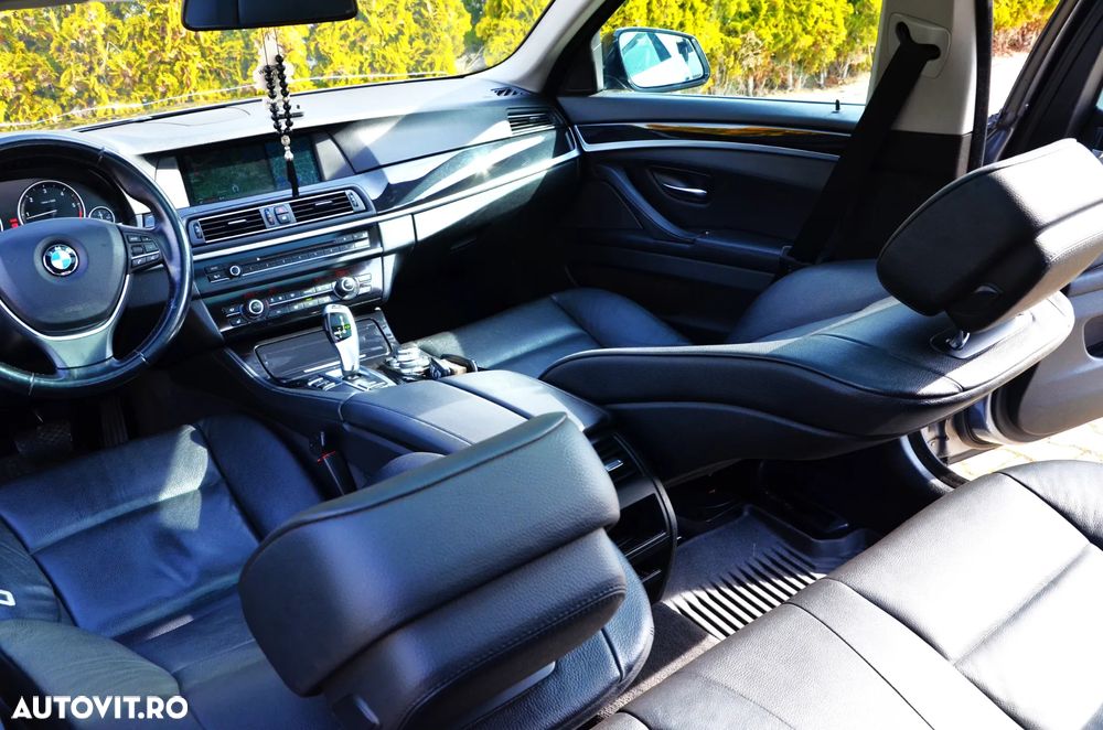 BMW Seria 5 520d Aut. Luxury Line - 13