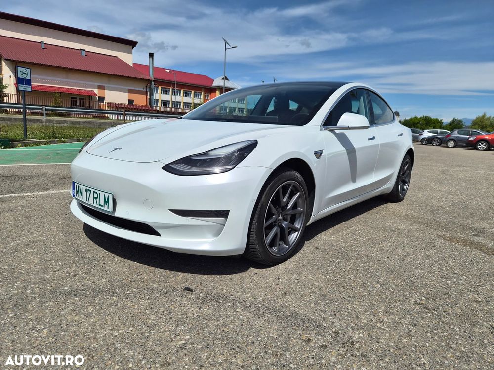 Tesla Model 3 - 27