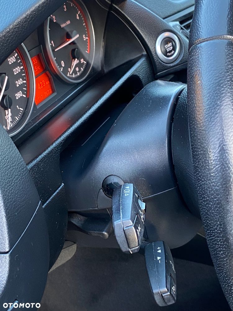 BMW X1 sDrive16d xLine - 7