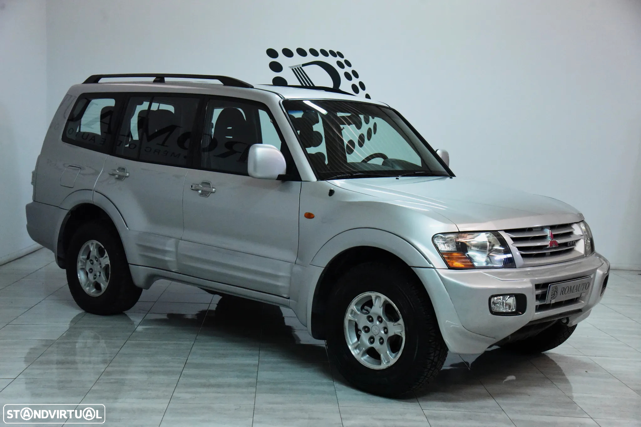 Mitsubishi Pajero 3.2 DI-D GLS Longo - 4
