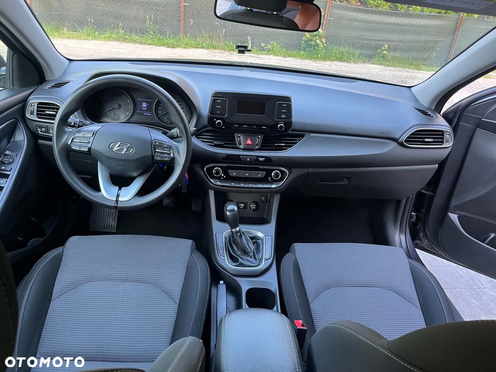 Hyundai i30 1.5 DPI Comfort - 11