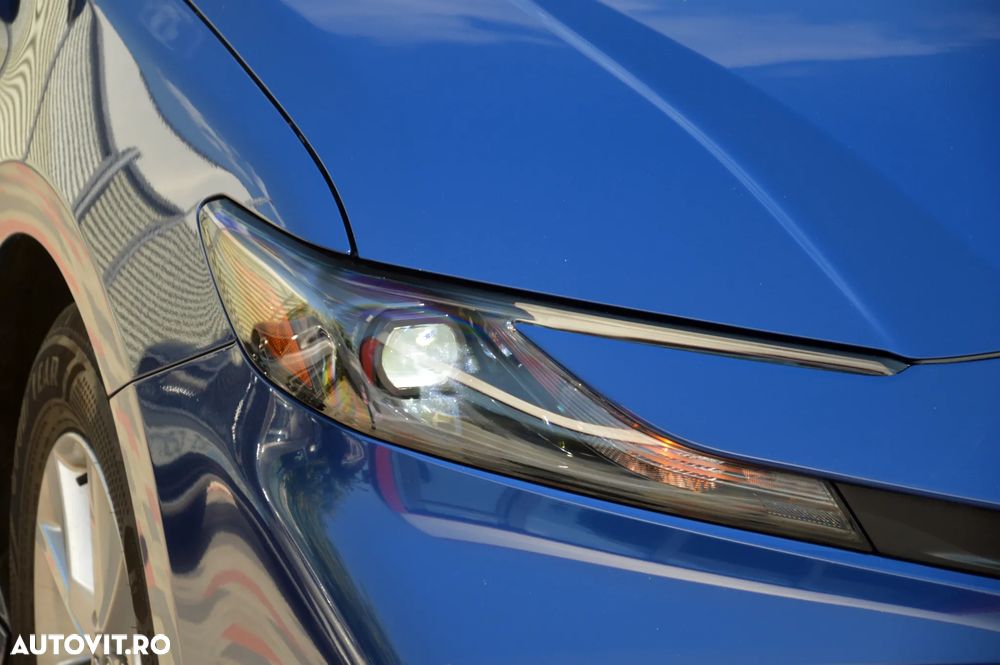 Toyota Camry Business Edition - 18