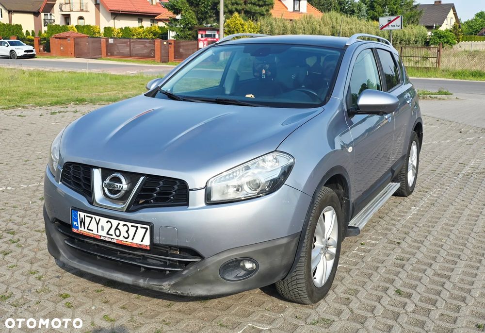 Nissan Qashqai 1.6 DCi 4x4 Tekna - 11