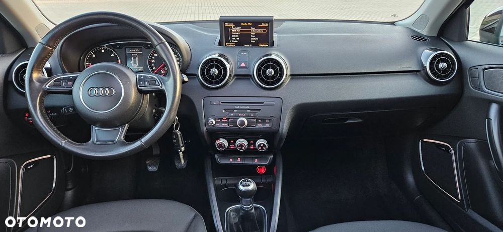 Audi A1 Sportback 1.6 TDI S line edition m S line Sportpaket - 7