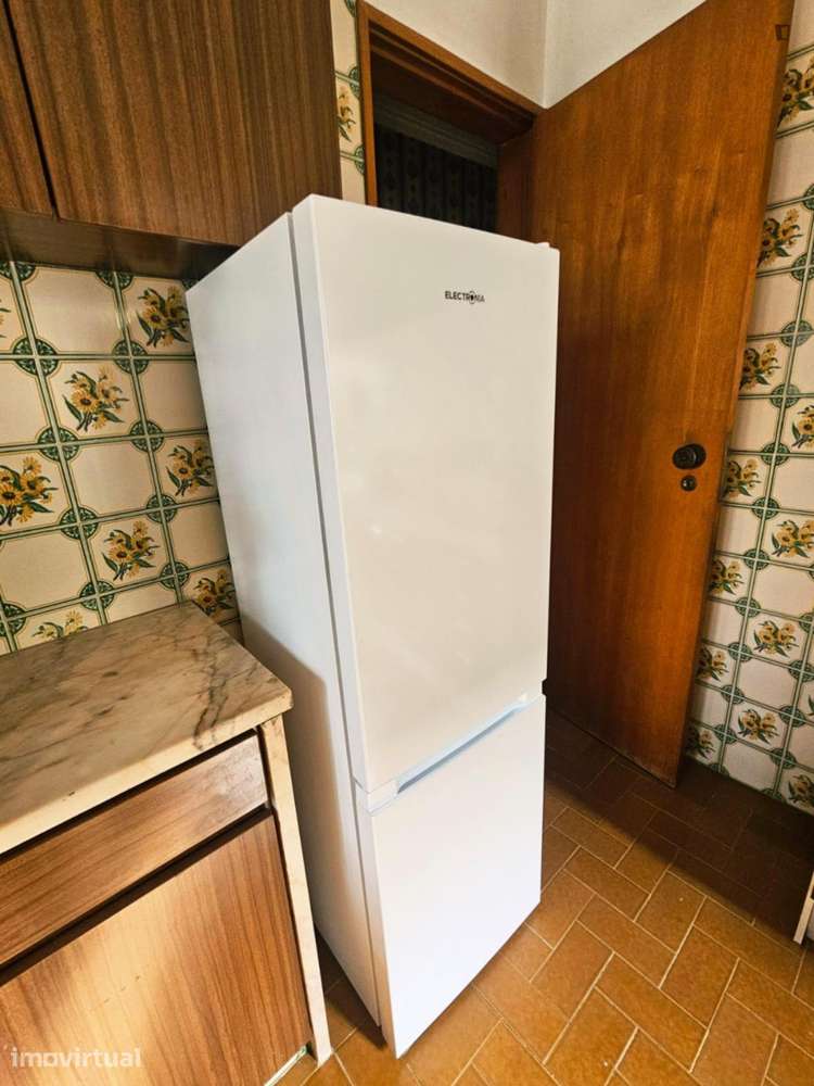 Quarto - localizado em Amadora Lisbon - Grande imagem: 5/8