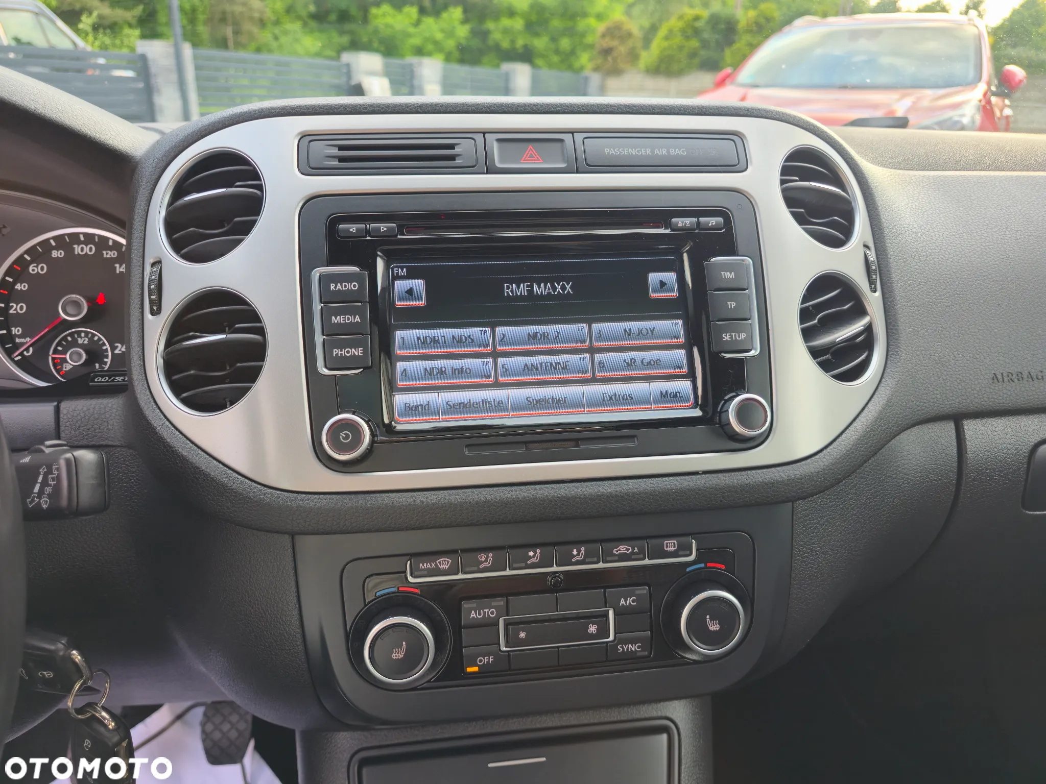 Volkswagen Tiguan 2.0 TDI DPF BlueMotion Technology Life - 25
