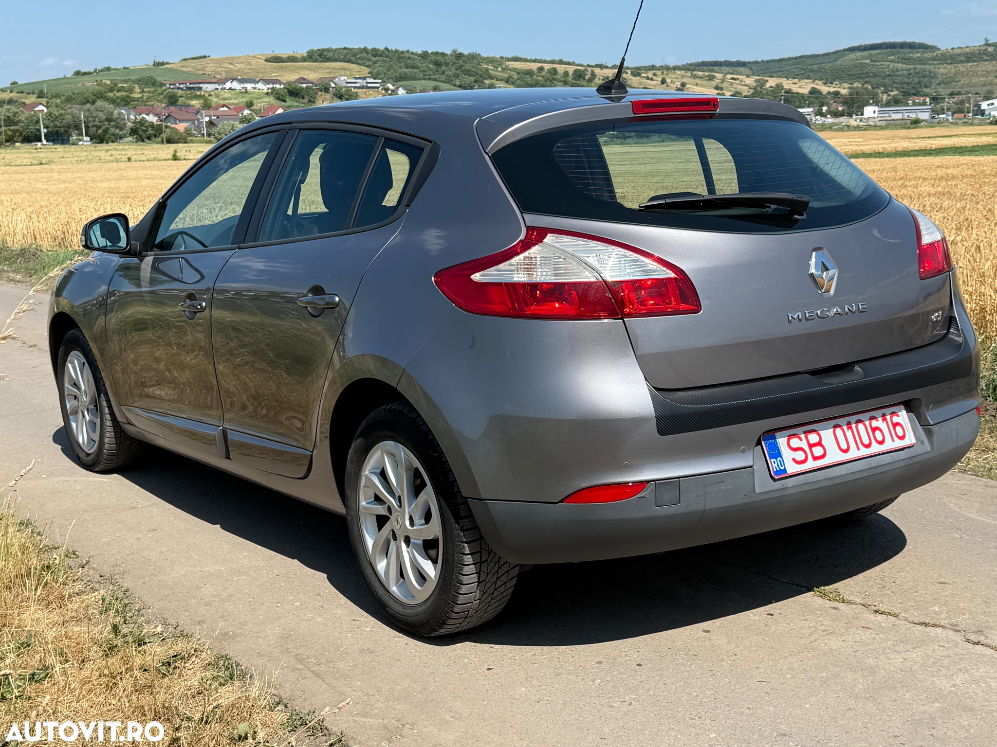 Renault Megane ENERGY dCi 110 Start & Stop LIMITED - 5