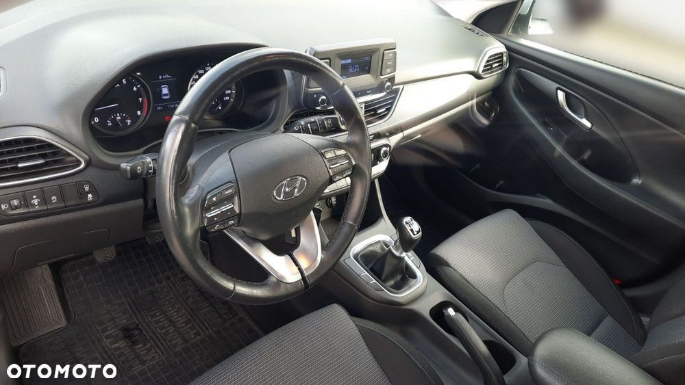 Hyundai i30 - 10