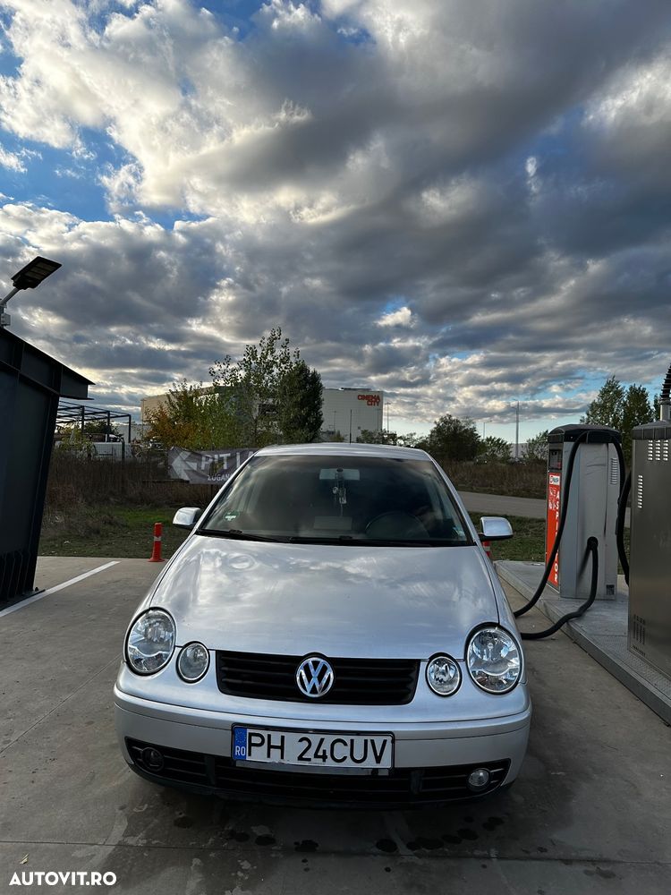 Volkswagen Polo 1.4 Basis - 2