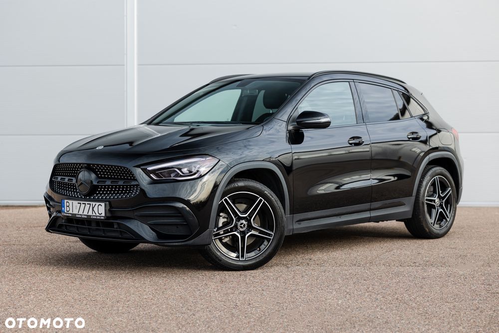 Mercedes-Benz GLA 250 8G-DCT AMG Line - 3