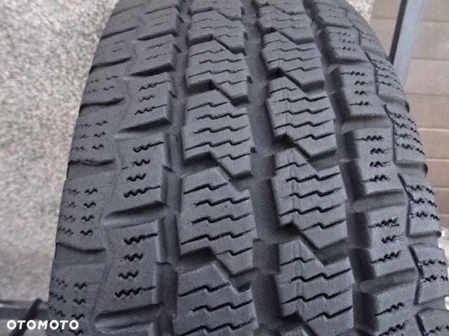 205/65/R16C 107/105T Continental Vanco Four Season 2 - 1