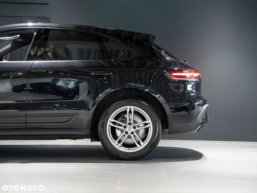 Porsche Macan Standard - 12