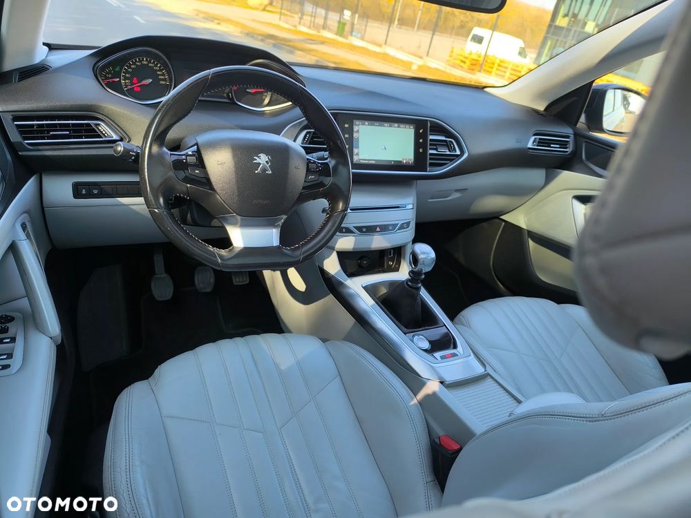 Peugeot 308 e-HDi 115 Stop & Start Allure - 31