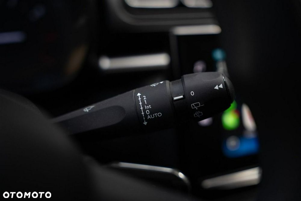 Citroën C3 1.2 PureTech Shine EAT6 - 14