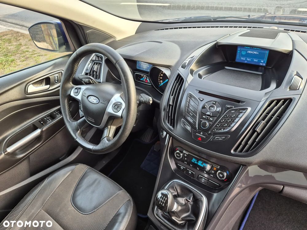 Ford Kuga 2.0 TDCi 2x4 Titanium - 9