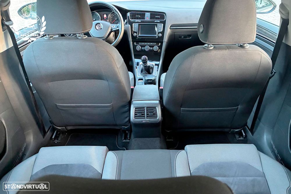 VW Golf 1.6 TDi Highline - 18