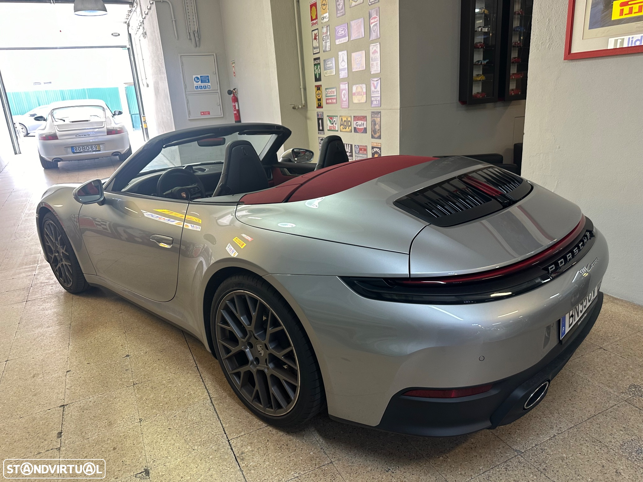 Porsche 911 (992) Carrera PDK - 23
