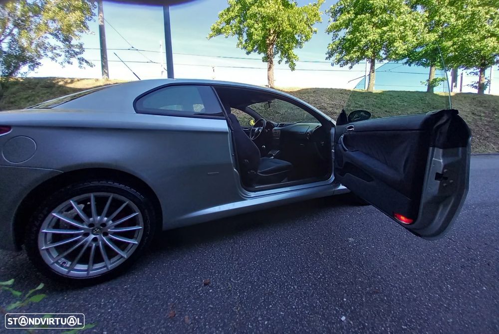 Alfa Romeo GT 1.8 TS - 23