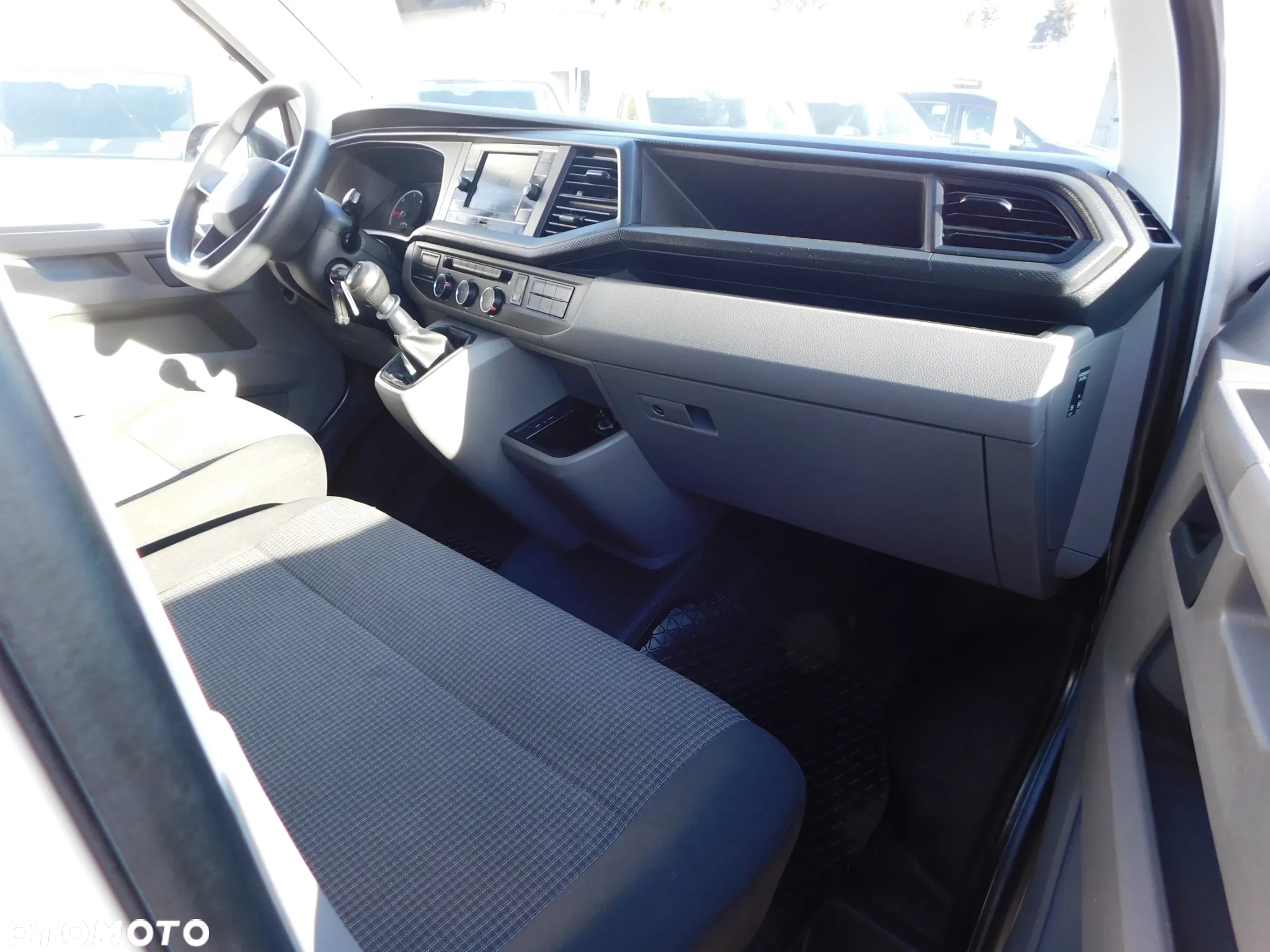 Volkswagen Transporter - 5