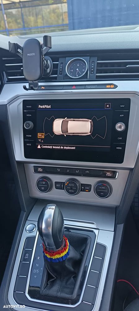 Volkswagen Passat 1.6 TDI SCR DSG Trendline - 10
